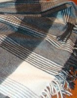 Кашемировый плед Engadina, клетка черно-белая.